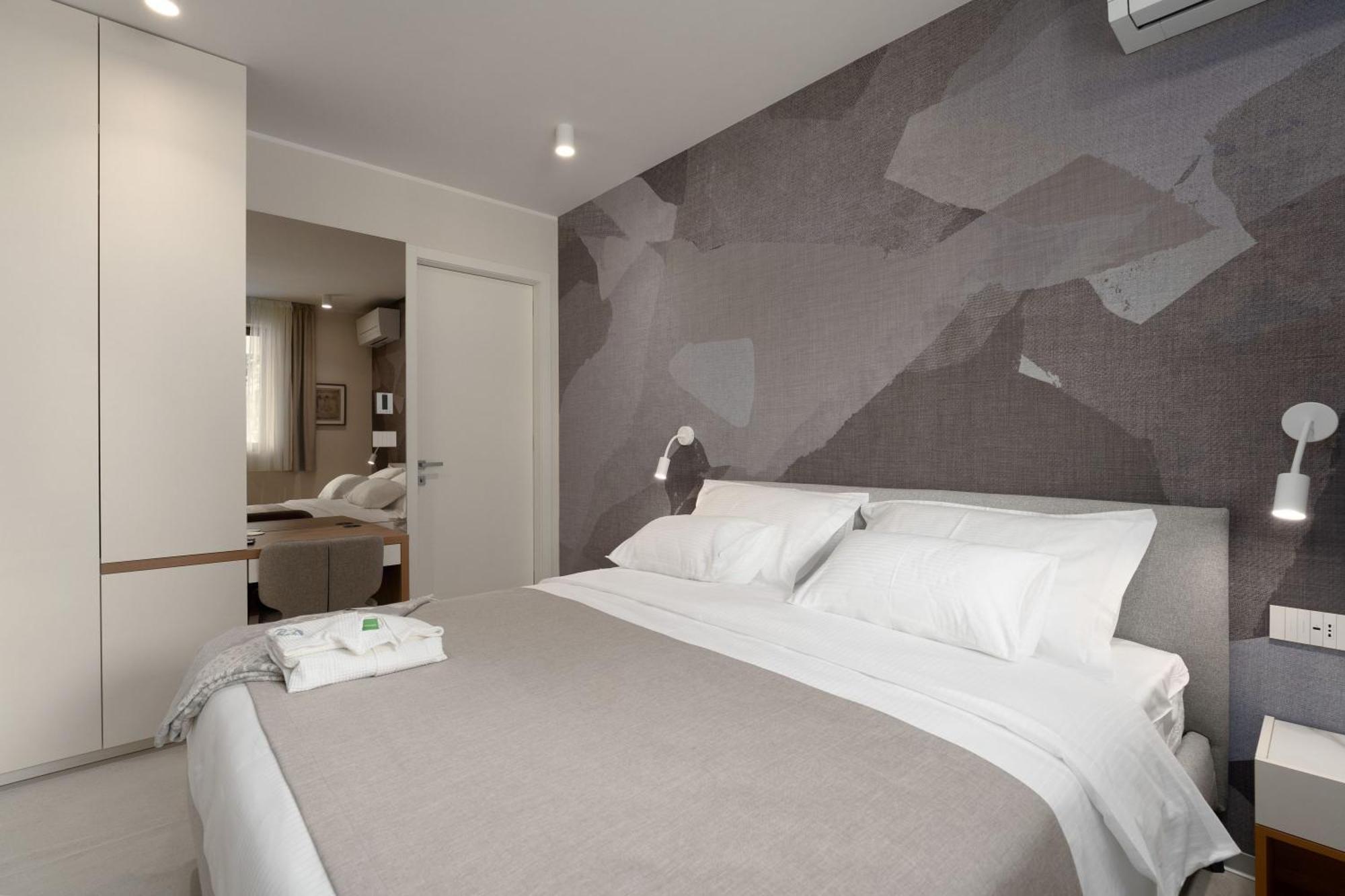 The Q Whisper Apartment *